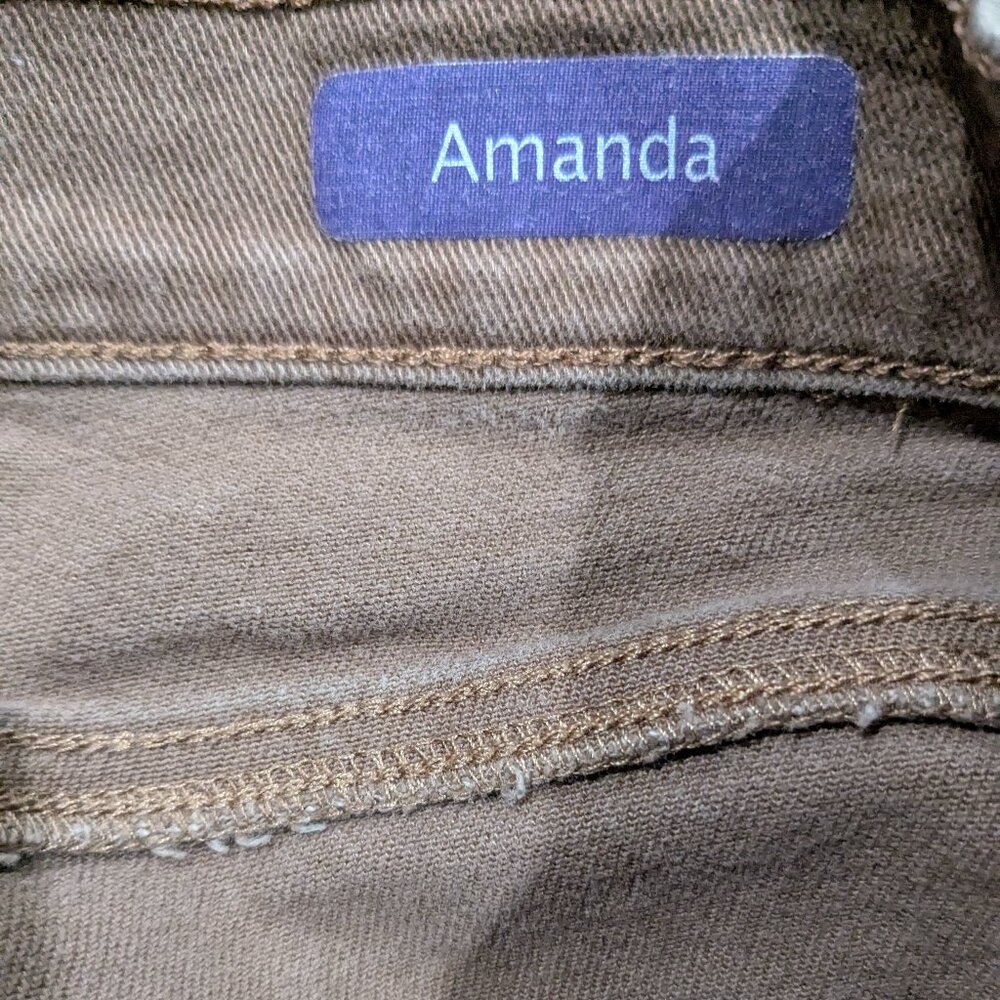 Gloria Vanderbilt Women's Amanda Jeans, Brown, Size 16, Classic Fit, Tapered Leg - Picture 11 of 13